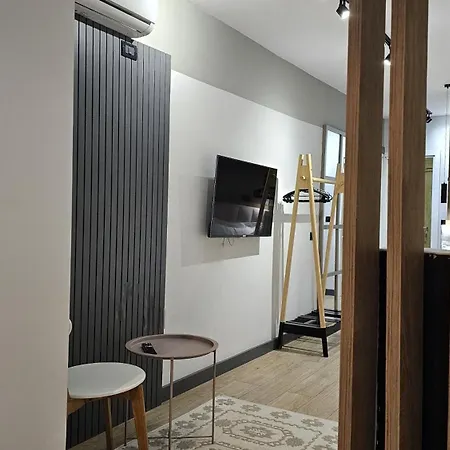Tam Center Next To Blloku No1 * Тирана